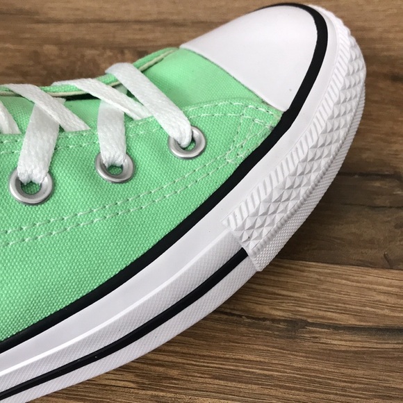 CONVERSE CTAS HIGH TOP BRAND NEW - Picture 13 of 14